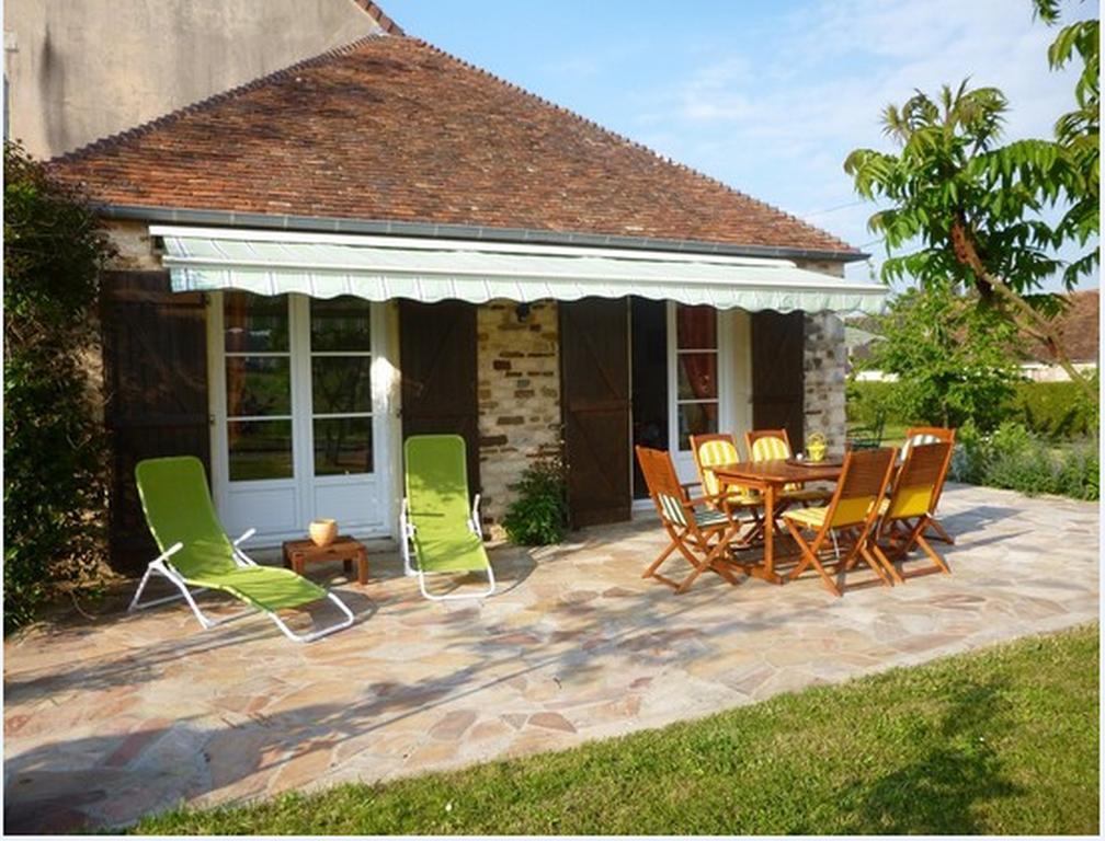 La Roulotte De Pommette Et Billy Bed & Breakfast La Hoguette ภายนอก รูปภาพ