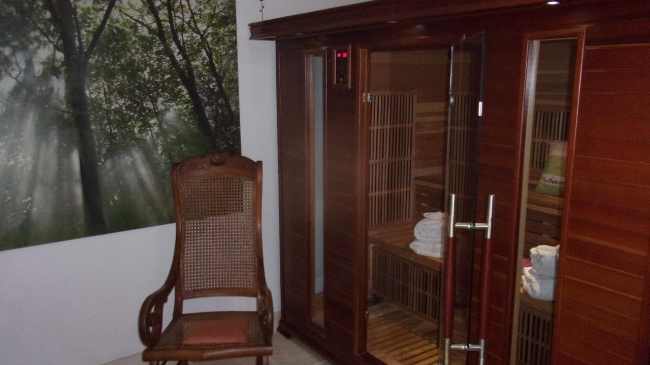 La Roulotte De Pommette Et Billy Bed & Breakfast La Hoguette ภายนอก รูปภาพ
